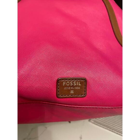 Fossil Expandable Gwen Shopper Tote Bag Travel Leather Wax Coated Pyramid Pink - Picture 3 of 16